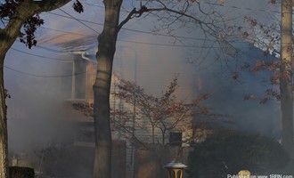 Lakeland FD Combats House Fire