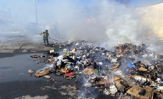 RECYCLING TRUCK FIRE/RUBBISH FIRE IN NORWALK