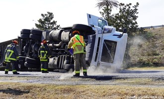 Ocala Fire Rescue Responds to Semi-Truck Accident with Fuel Leak on Blitchton Road and I-75 North Ramp