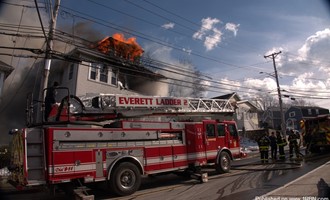 Everett Tackles Two-Alarm Blaze