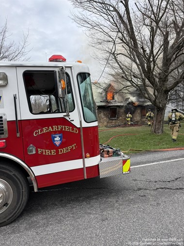 Squad 1 Establishes Water Supply at Working Fire