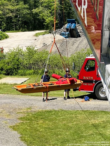 Shift 4 Sharpens Technical Rescue Skills During Lifting Drill