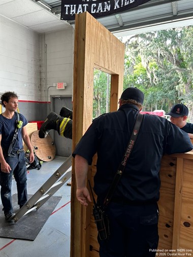 Firefighter Survival Training Builds Confidence in Critical Situations
