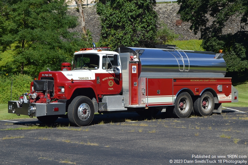 Mack R Tanker