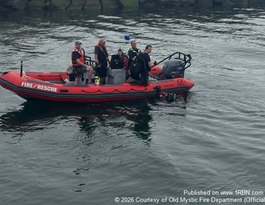 Old Mystic Dive Team Responds to Vehicle in Water