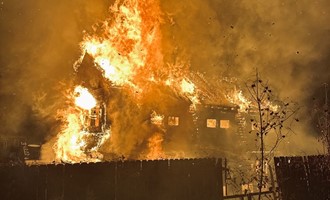 WIND DRIVEN FIRE TORCHES 2 BUILDINGS AND BRUSH IN PLYMOUTH