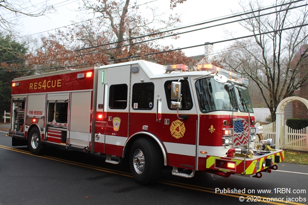 Brookhaven Fire Department Rescue 4 On A Scene Of A Mva.