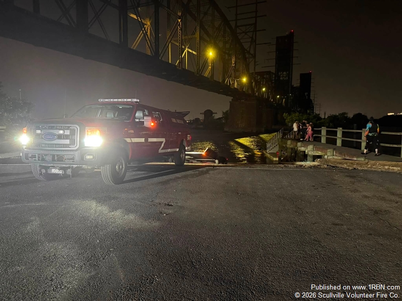 Hovercraft Crew Executes Successful River Rescue During Mutual Aid Response