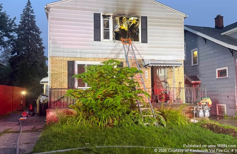 Kenilworth Firefighters Quickly Knocked Down Early-Morning Structure Fire